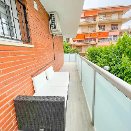Calamari 1 & 2 Apartment *