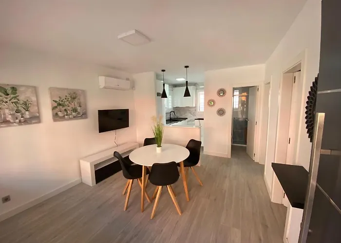 Calamari 1 & 2 Apartment *